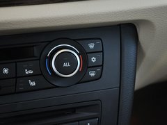 宝马X1 2012款 xDrive28i 2.0T 领先型 5座