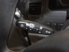 风行汽车  菱智 1.6L MT 方向盘左侧控制杆