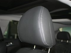 东风悦达起亚  K5 2.0 Premium AT 驾驶席座椅头枕特写