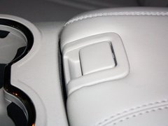 凯迪拉克SRX 2012款 3.0 自动 精英型 5座
