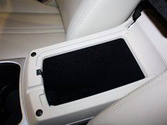 凯迪拉克SRX 2012款 3.0 自动 精英型 5座