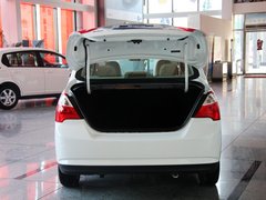 启辰D50 2012款 1.6L 手动 尊贵版
