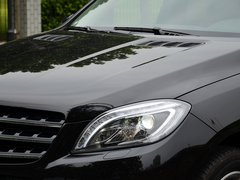 奔驰M级 2012款 ML350 3.5L 豪华型 5座