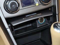 瑞虎 2012款 精英版 1.6L MT 豪华型 5座