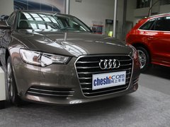 一汽奥迪 A6L 30 FSI CVT 车辆车头部分特写
