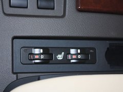 雷克萨斯RX 2012款 270 2.7 自动 豪华版 5座