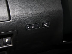 雷克萨斯RX 2012款 270 2.7 自动 豪华版 5座