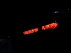 荣威950 2012款 3.0L 自动 旗舰版