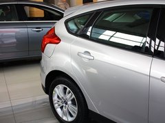 福克斯 2012款 两厢 1.6L 自动 舒适型
