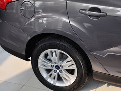 福克斯 2012款 三厢 1.6L DCT 舒适型