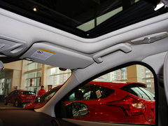 福克斯 2012款 三厢 1.6L DCT 尊贵型