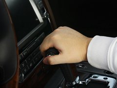 辉腾 2012款 3.0L 行政型（汽油版）