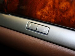 辉腾 2012款 3.0L 行政型（汽油版）