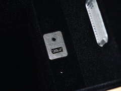 荣威950 2012款 2.0L 自动 典雅版