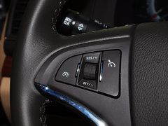 荣威950 2012款 2.0L 自动 典雅版