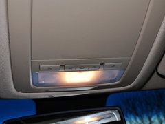 荣威950 2012款 2.0L 自动 典雅版