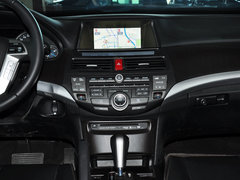 歌诗图 2012款 2.4L 自动 豪华版 5座