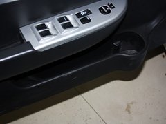 野马F12 2012款 1.5L 手动 5座