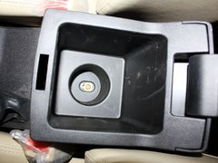 野马F12 2012款 1.5L 手动 5座