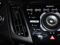 福克斯（进口） 2013款 ST 2.0T 手动 橙色版