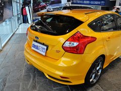 福克斯（进口） 2013款 ST 2.0T 手动 橙色版