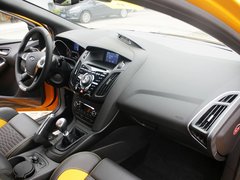 福克斯（进口） 2013款 ST 2.0T 手动 橙色版