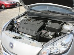 长安乘用车  1.5L 手动 发动机主体特写