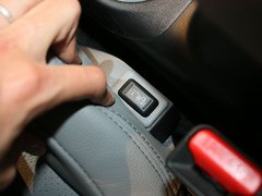 雪铁龙C4 Aircross 2012款 2.0L CVT 四驱豪华版 5座