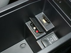 雪铁龙C4 Aircross 2012款 2.0L CVT 四驱豪华版 5座