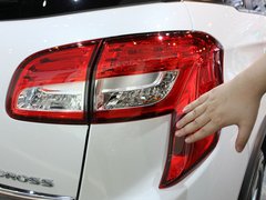 雪铁龙C4 Aircross 2012款 2.0L CVT 四驱豪华版 5座