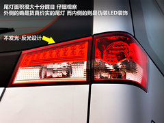 郑州日产  帅客 2.0 AT