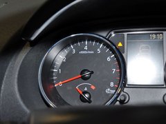 逍客 2012款 2.0L CVT XV 雷 2WD 5座
