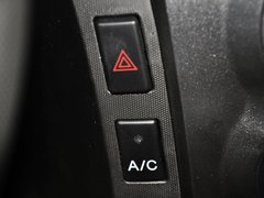 比亚迪F0 2012款 1.0L 手动 尚酷型
