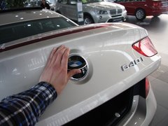 宝马6系 2012款 640i 3.0T 双门轿跑车