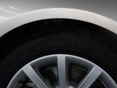 宝马6系 2012款 640i 3.0T 双门轿跑车