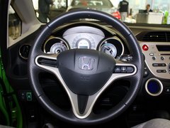 飞度（进口） 2013款 1.3L CVT 混合动力版