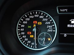 奔驰B级 2012款 B200 1.6T 