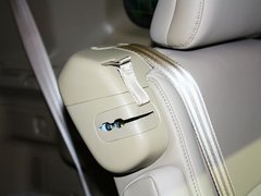 汉兰达 2012款 3.5L 自动 豪华版 7座