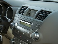 汉兰达 2012款 2.7L 自动 豪华版 7座