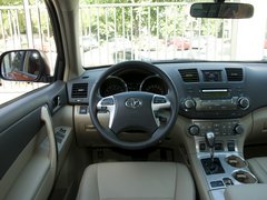 汉兰达 2012款 2.7L 自动 豪华版 7座