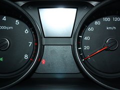 现代ix35 2012款 2.0L 自动 2WD精英版 GLS 5座