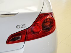 英菲尼迪G 2013款 G25 2.5L 自动 豪华运动版