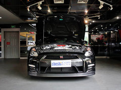 日产(进口)  日产GT-R 3.8T DCT 车辆发动机舱整体