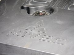 陆风X8 2012款 2.4L 手动 探索版汽油4X4豪华型 5座