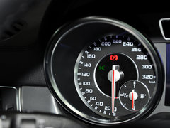 奔驰M级AMG 2012款 ML63 5.5T AMG 5座
