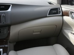 轩逸 2012款 1.8 XV CVT 尊享版