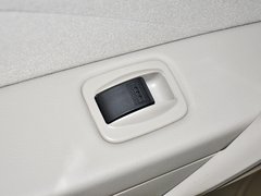 奔腾B70 2012款 1.8L 手动 时尚型