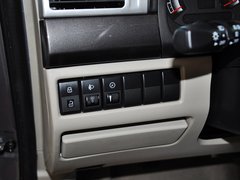 奔腾B70 2012款 1.8L 手动 时尚型