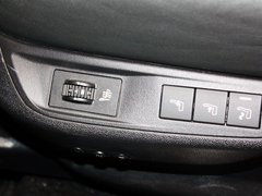 DS 5(进口) 2012款 1.6T 自动 尊享版 5座