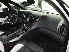 DS 雪铁龙（进口）  1.6T 自动 中控台右侧